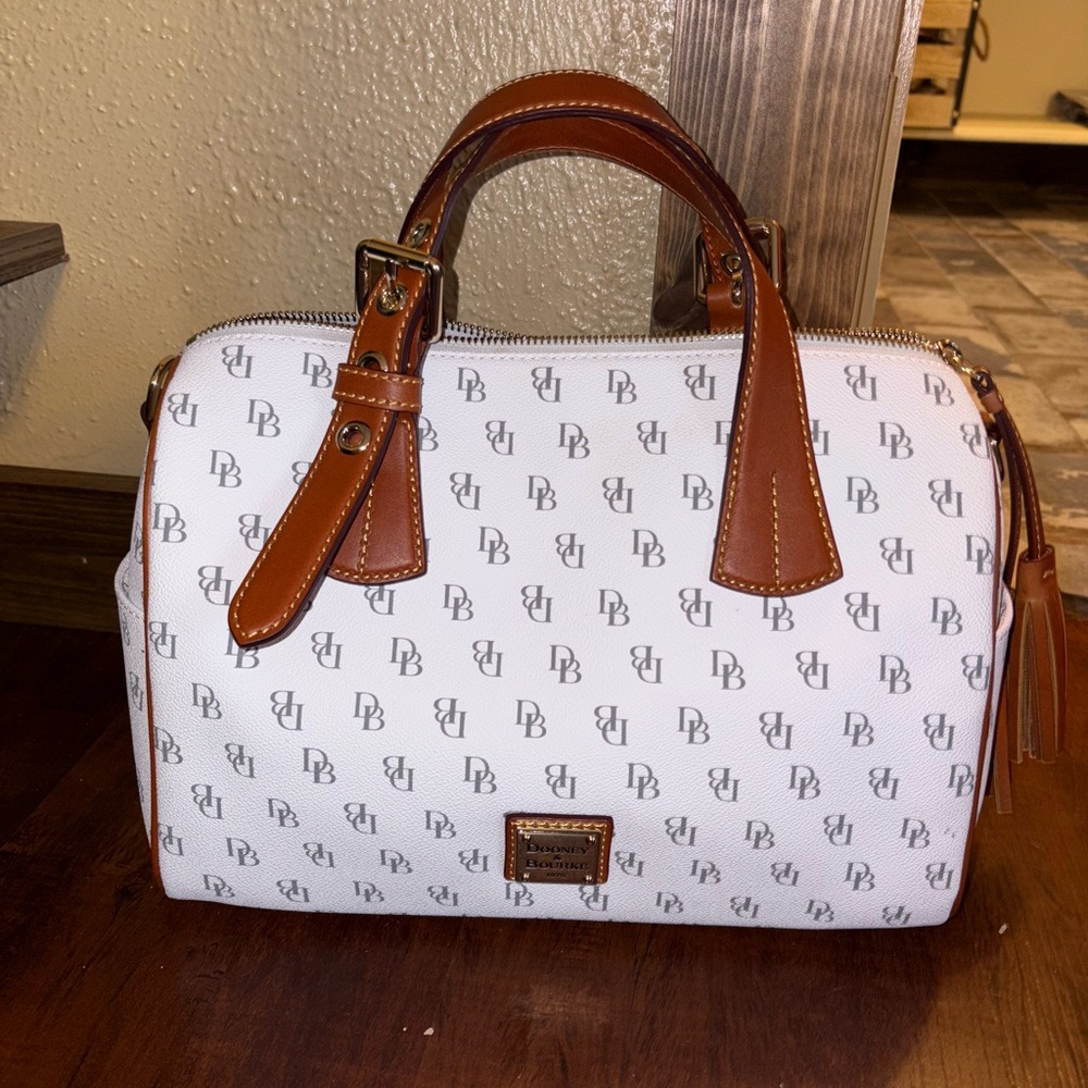 Dooney & Bourke Gretta Kendra Satchel